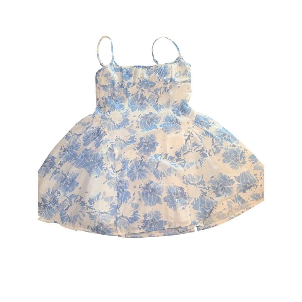 NWT Envy Women's Size Medium Blue White Floral Sundress Fit & Flare Summer Dress